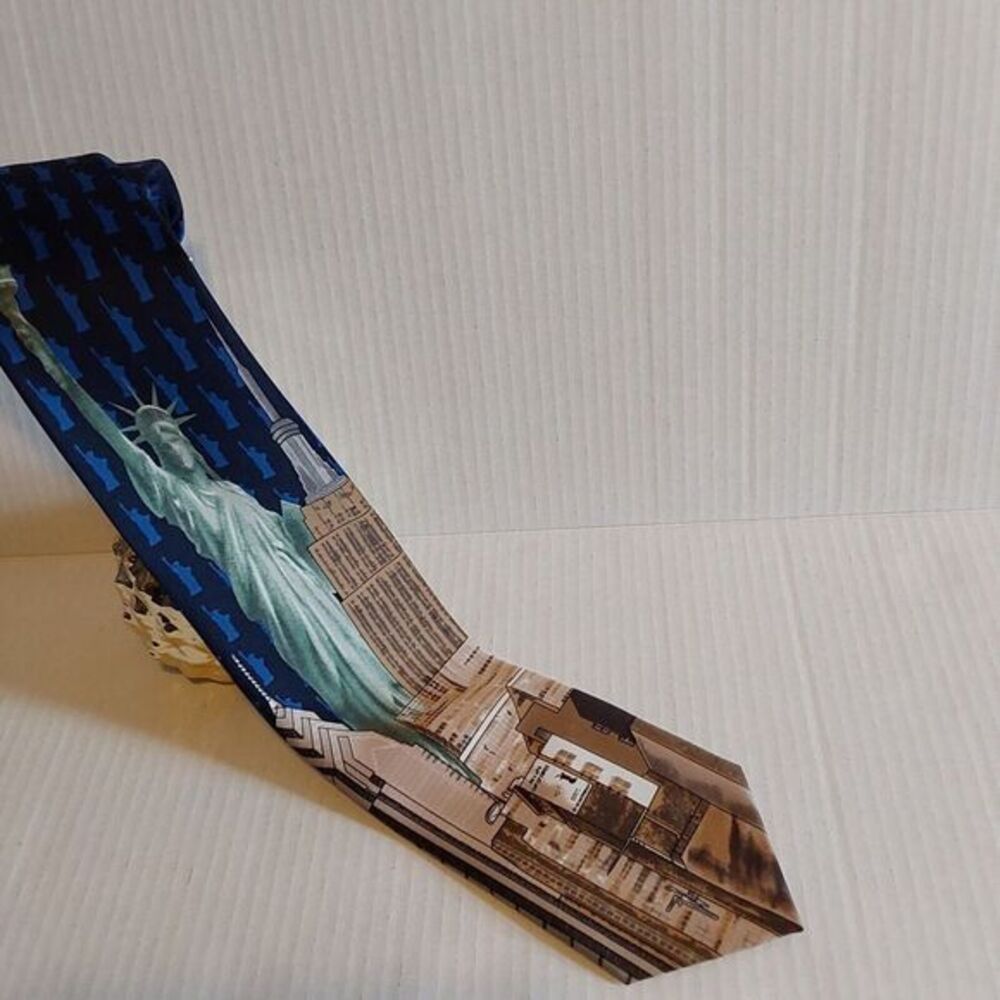 NYC Statue of Liberty Men's Silk Danggi Man‎ Necktie